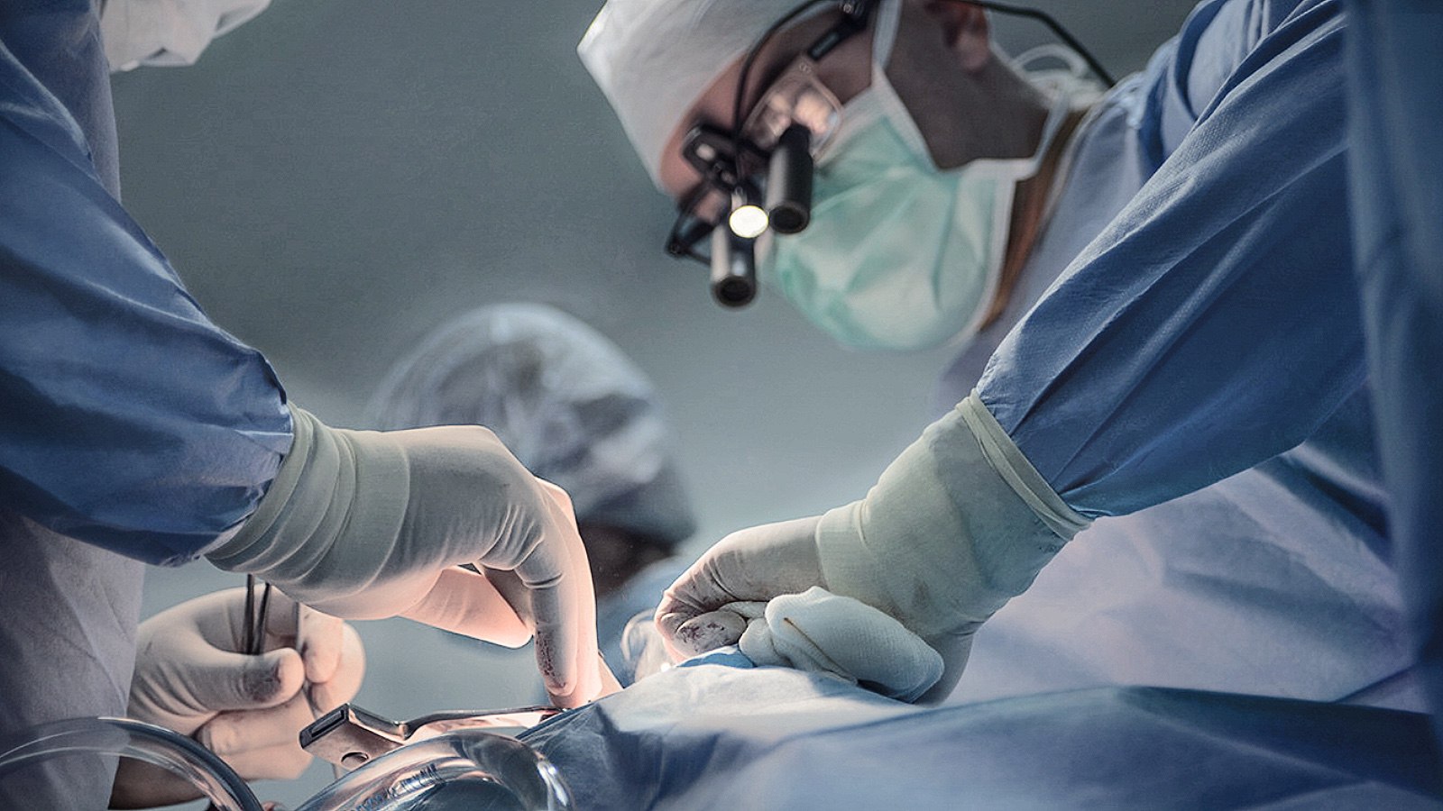 Организация оперативного лечения — подбор клиники и хирурга, сопровождение